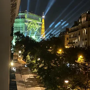 Apartamento Beautiful Nearby Champs Elysees, París